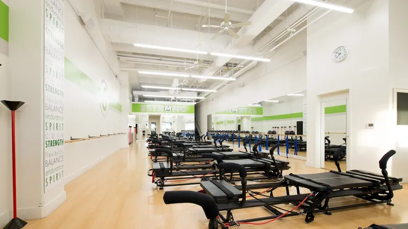 workout classes Studio 6 Fitness