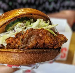 Top 22 chicken sandwiches in Phoenix