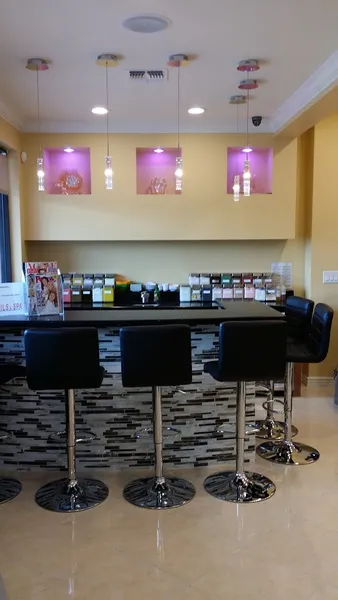 nail salons Your Nails and Spa