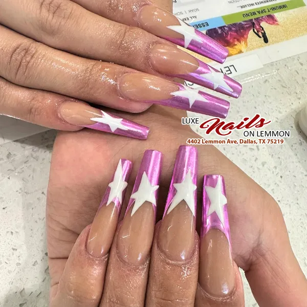 nail salons Luxe Nails On Lemmon