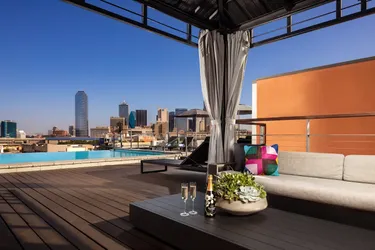 Best of 10 Eco-Friendly hotels in Dallas