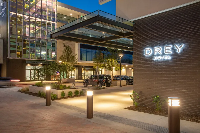 Eco-Friendly hotels Drey Hotel - The Village Dallas