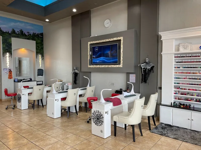 nail salons Dallas Nail Bar & Spa