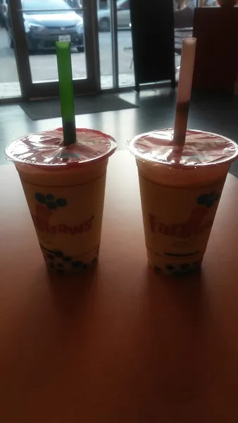 bubble tea Fat Straws Boba & Mochi Donuts