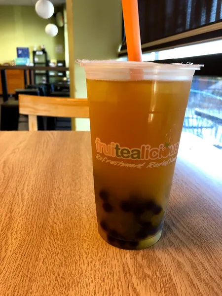 bubble tea Fruitealicious Boba Tea