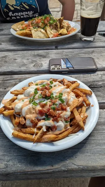 poutine Mad Pecker Brewing Co.