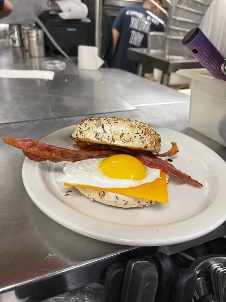 egg sandwich New York Bagels’N Bialys - Cactus