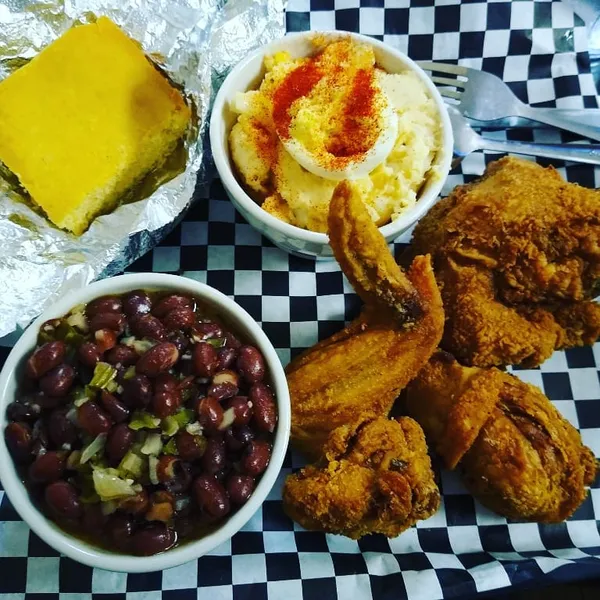 comfort food Charlie Mae's Soul Food