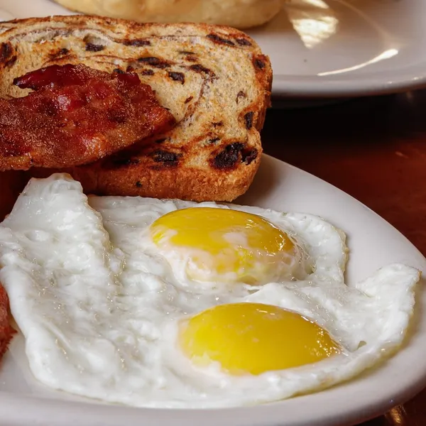 fried eggs 5th Avenue Cafe