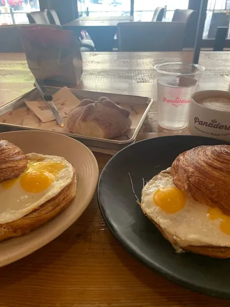 egg sandwich La Panadería Bakery Café