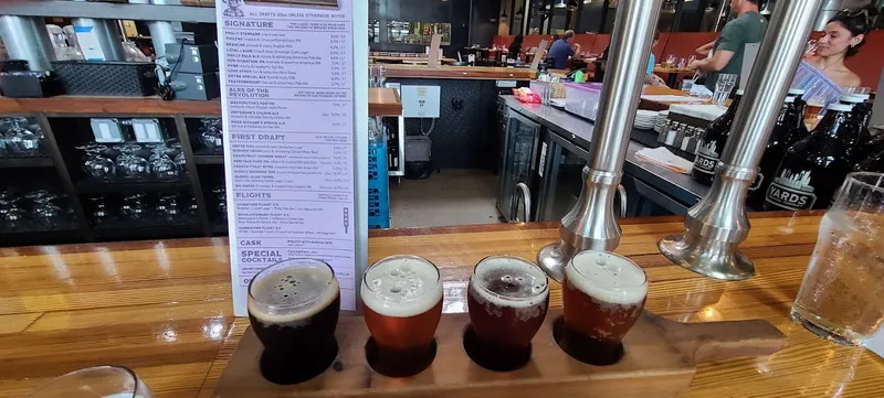 Beer Bars Yards Brewing Company