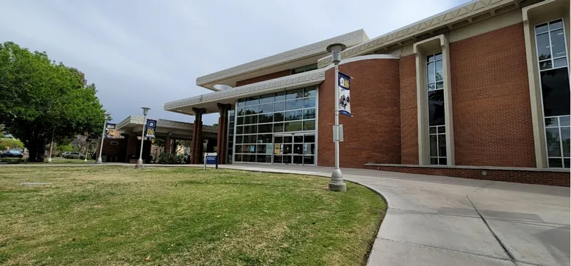 Libraries Fannin Library