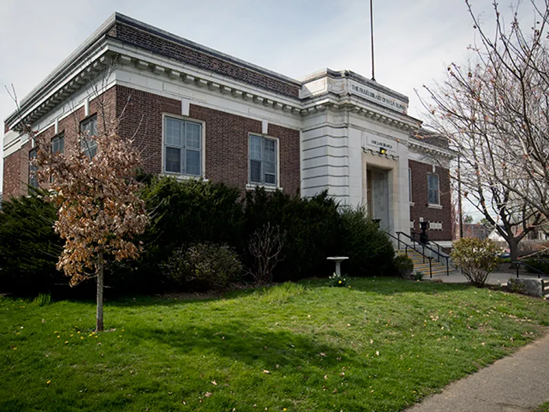 Libraries Oak Lane Library