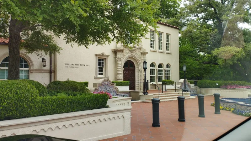 Libraries Highland Park Harvey R. "Bum" Bright Library