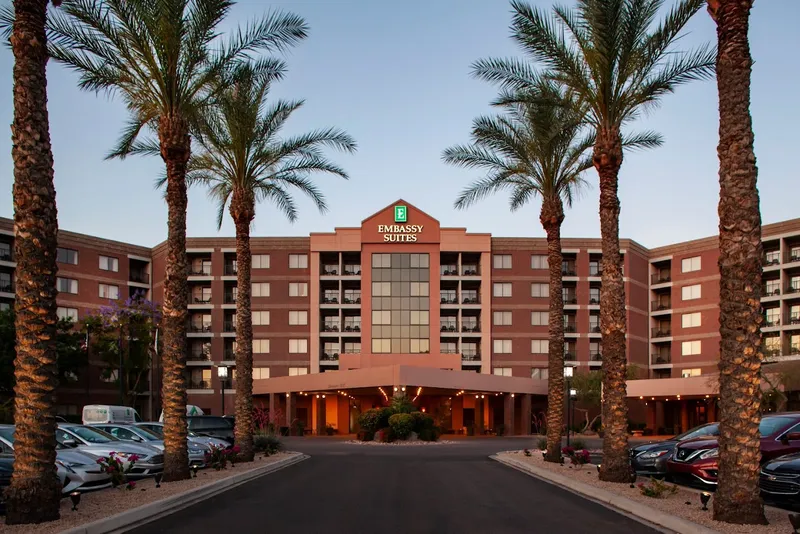 hotels with pools Embassy Suites by Hilton Phoenix Scottsdale