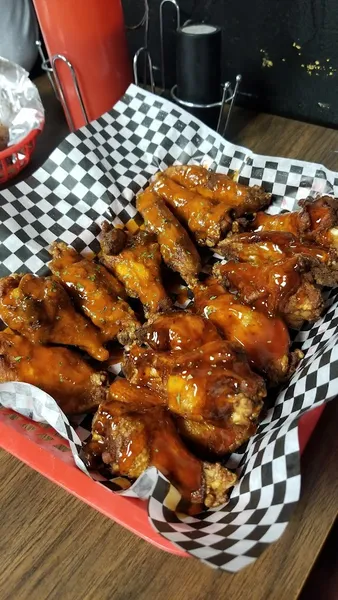 buffalo wings Valley Wings