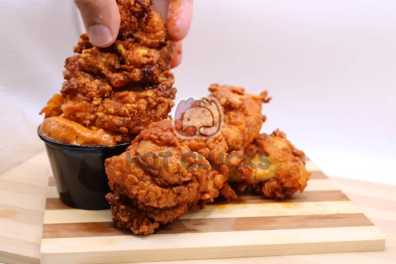 fried chicken Hot Clucks