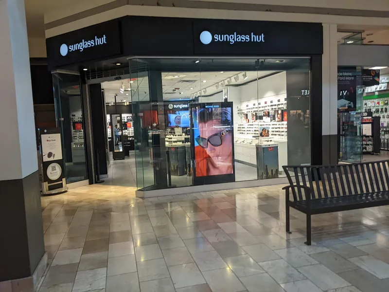 sunglasses stores Sunglass Hut