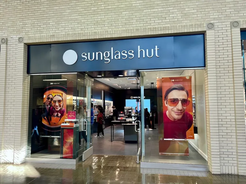 sunglasses stores Sunglass Hut