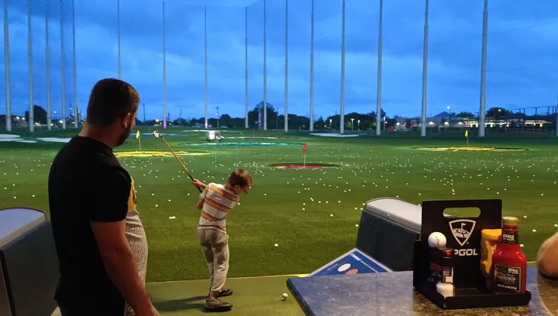 golf lessons Topgolf Philadelphia