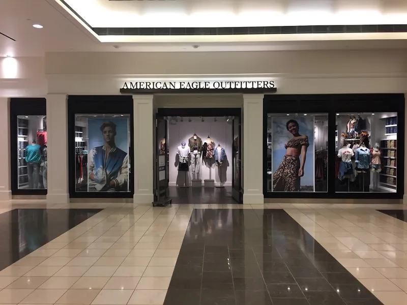 sweaters American Eagle Store