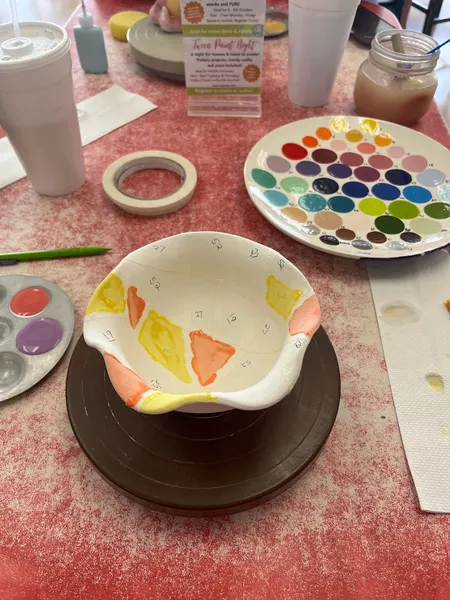 craft classes Clay Casa (Embassy Oaks) Pottery Painting in San Antonio, TX