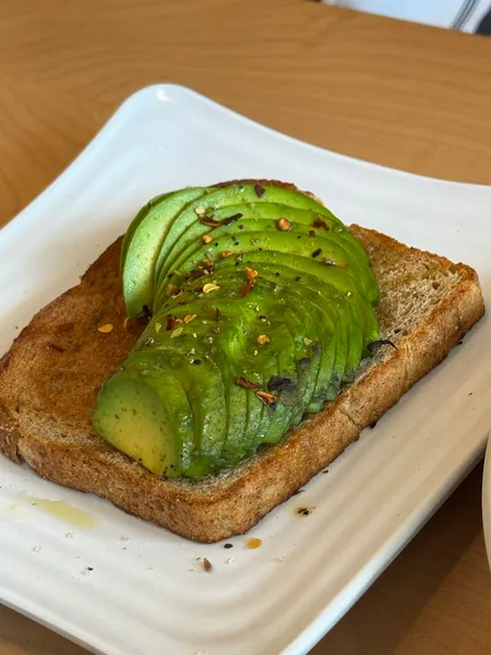 avocado toast Dream Cafe