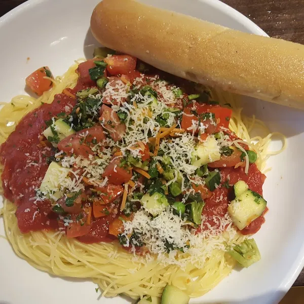 angel hair pasta Olive Garden Italian Restaurant