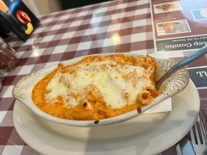 baked ziti Roma's Pizza & Italian Restaurant