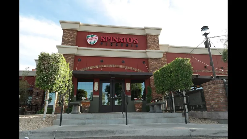 breadsticks Spinato's Pizzeria and Family Kitchen