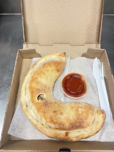 calzones Dolce Carini Pizza