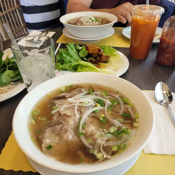 chicken rice soup Hello Vietnam Pho & Roll - Tatum