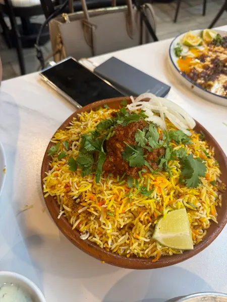 biryani HYDERABADI SPICY MATKA - INDIAN CUISINE - SAN ANTONIO