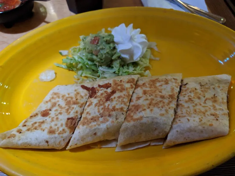 chicken quesadilla Las Glorias Grill