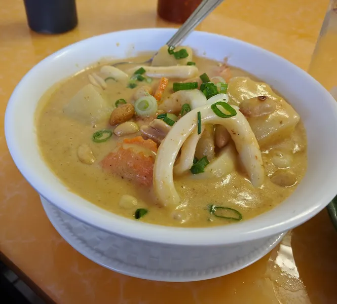 chicken rice soup Chanpen Thai Cuisine in South Mountain Village