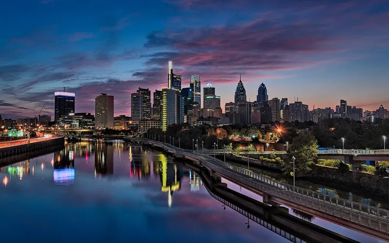 photo spots Schuylkill Banks Boardwalk