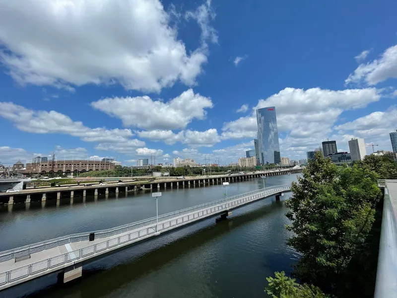 photo spots Schuylkill Banks Boardwalk