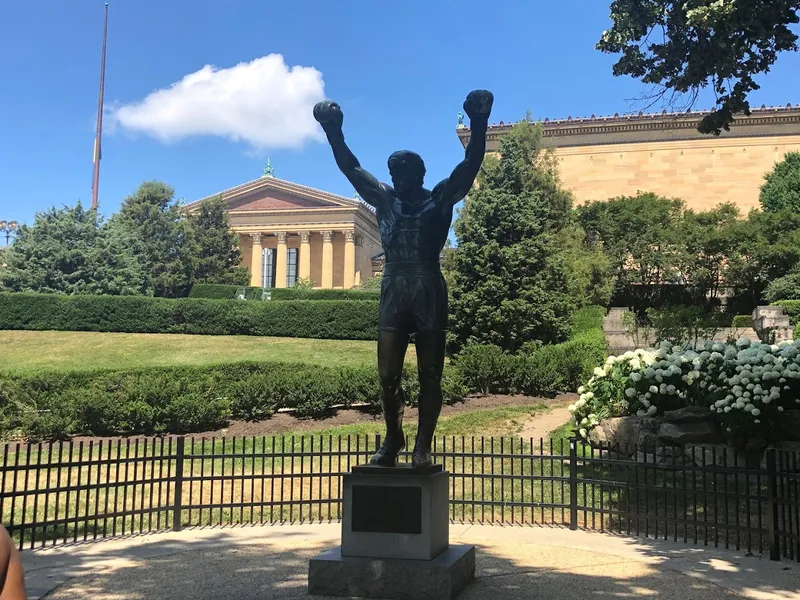 photo spots Rocky Statue