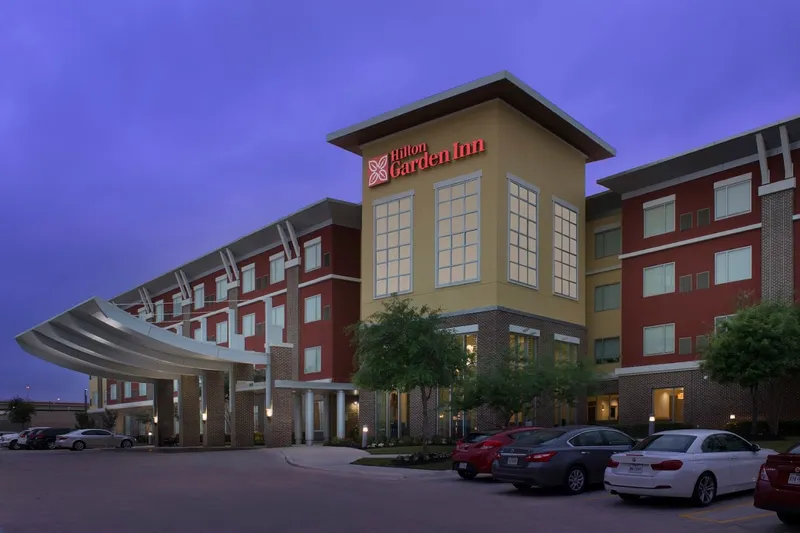 hotel with gym Hilton Garden Inn San Antonio Airport South