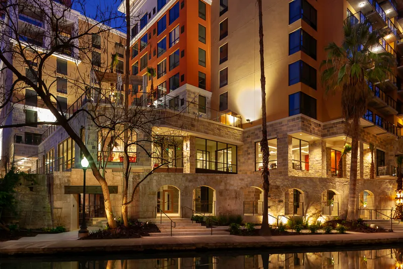 Hotels with balconies Home2 Suites by Hilton San Antonio Riverwalk