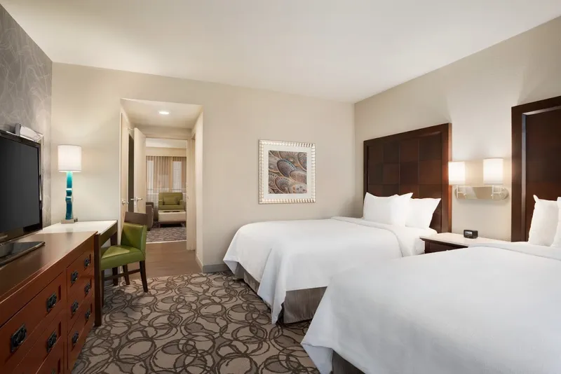 Hotels with restaurants Embassy Suites by Hilton San Antonio Airport