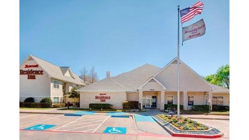 hotel with laundry facilities Residence Inn Dallas Park Central