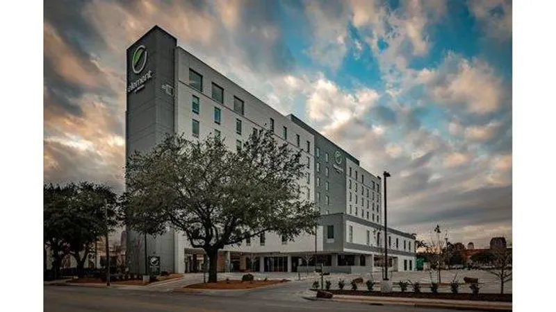 hotel with laundry facilities Element Dallas Downtown East