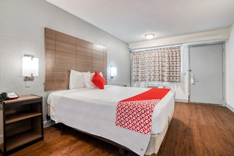 accessible hotels Dallas Love Field Inn