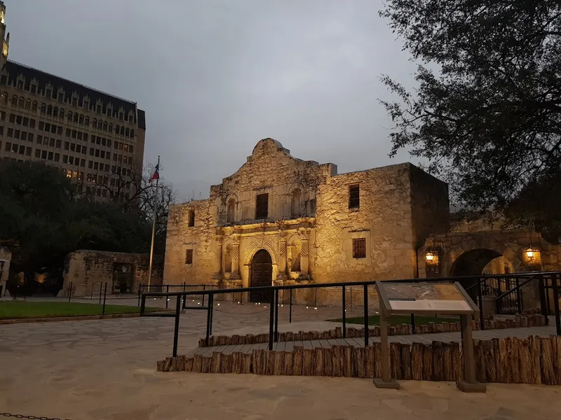 photo spots The Alamo