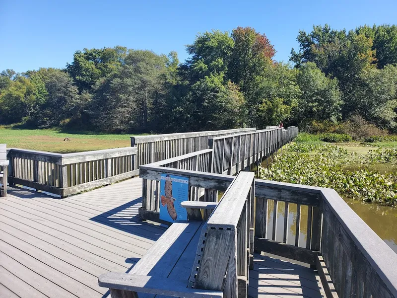 Hiking Trails John Heinz National Wildlife Refuge at Tinicum