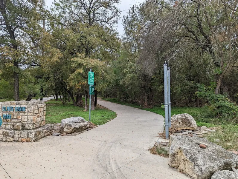 Hiking Trails Olmos Basin Trailhead