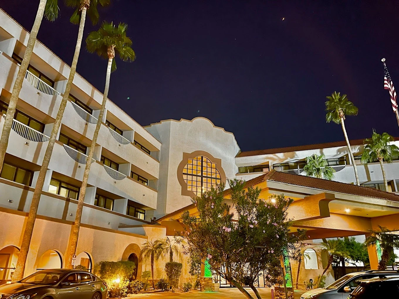 Best of 18 hotel with free breakfast in Phoenix