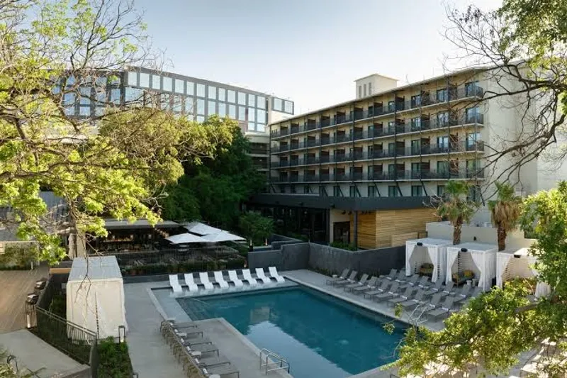 Hotels with bars Plaza San Antonio Hotel & Spa, Autograph Collection