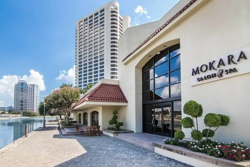 family resorts Omni Las Colinas Hotel